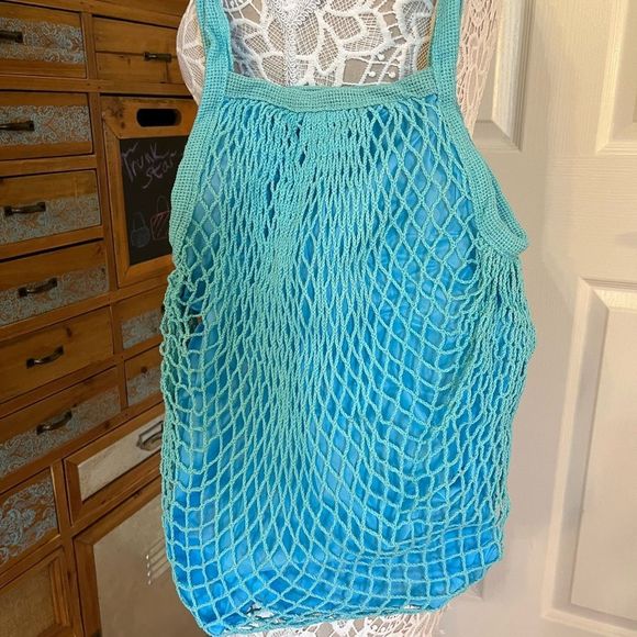 Fishnet Over Nylon Lightweight Tote- Aqua Blue- NWT - Picture 3 of 8